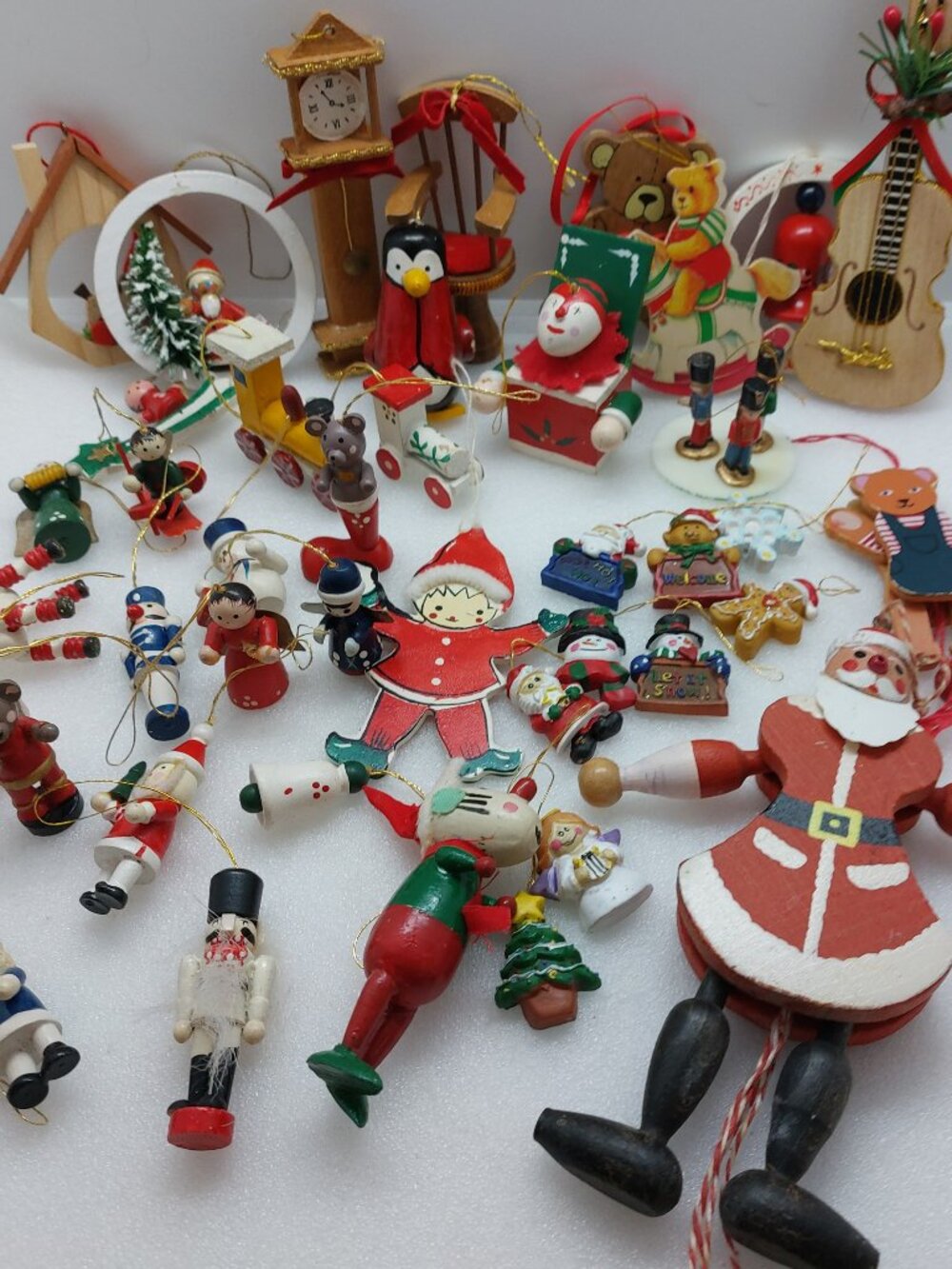 Lot Of Wood Christmas Tree Ornaments Santa Pull String & Other Small Ornaments
